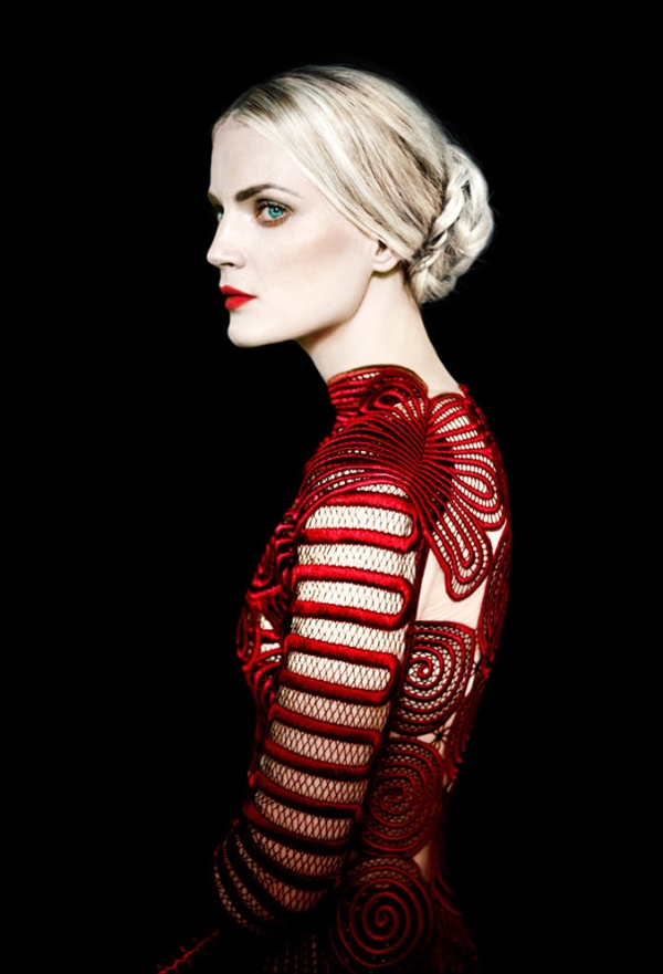 红色印象-炽热的红色高度点缀时尚风格图片