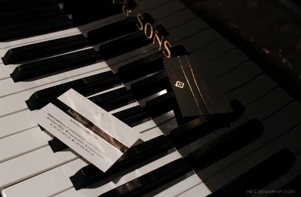 Befak贝尔格莱德钢琴厂品牌设计-独特烫金标志,给人永远地留下优雅钢琴的印象---酷图编号1078316