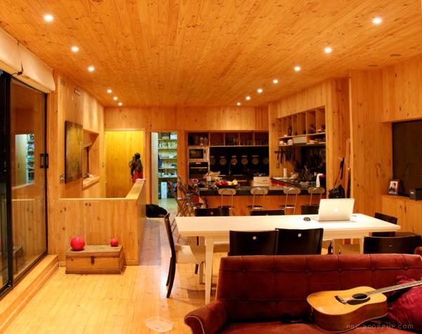 卡萨尼木屋建筑---酷图编号1082397