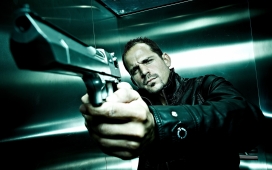 高清晰酷男警匪片壁纸