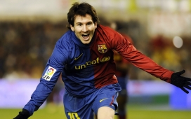 高清晰进球狂奔的莱昂内尔・梅西球星壁纸