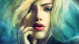 美丽的金发碧眼手绘女孩