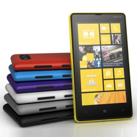 诺基亚发布三维打印LUMIA820智能手机外壳