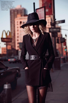 Vogue巴黎时尚-街拍美诱连衣裙