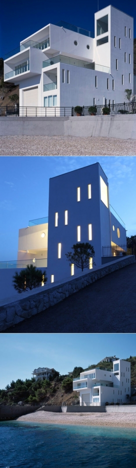 克里米亚半岛海岸线艘游艇房子-包括四个度假公寓