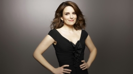 佳丽靓女蒂娜・菲的微笑