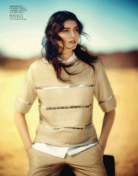 沙漠丽-Vogue中国