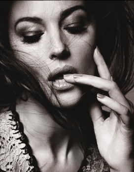 莫妮卡・贝鲁-格拉齐亚意大利2013