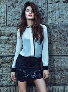 时尚摇滚风格时装秀-沉重的印花和皮革-Morena Rosa杂志秋季时尚发布封面