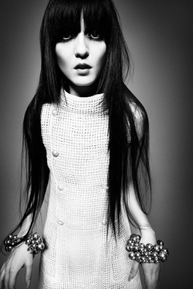 伊琳娜-时尚黑白人像作品