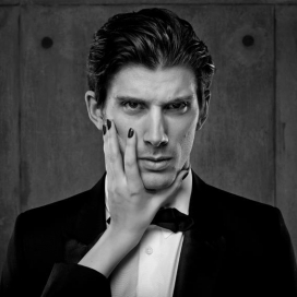 DISORDER黑白人像