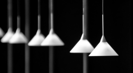 酒吧吊灯照明黑白壁纸