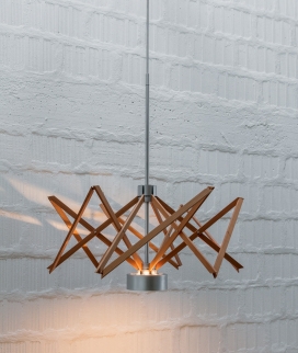 蜘蛛木质吊灯-灵感来自于希腊神话中的阿里阿德涅