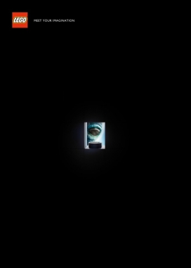 满足你的想象力-乐高玩家游戏平面