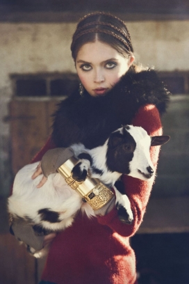 Qvest杂志-鲁斯基克尔乡村风村姑