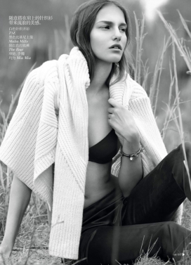 城市泳装花园-田园风光的美诱和可爱的春天的花朵