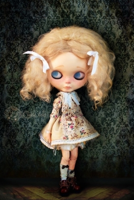 Nicoletta布莱斯女娃娃