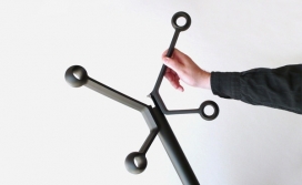 Branca布兰卡衣架-简单而实用的衣架，大大简化了装配，压缩其包装，在办公室日常使用的理想选择。