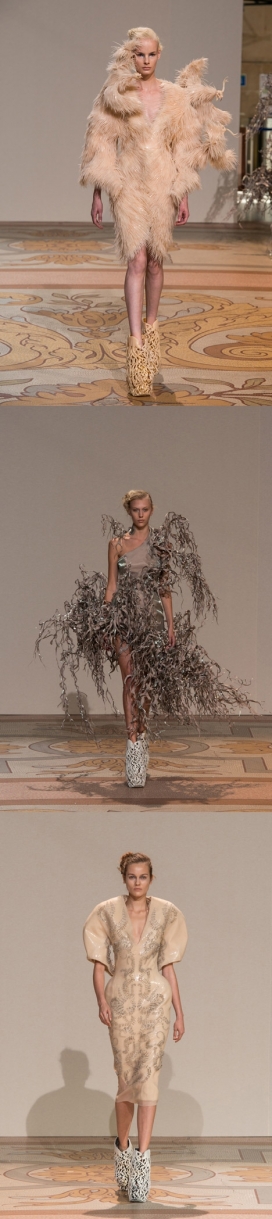巴黎时装周-3D打印的鞋子和时装，看起来像树根