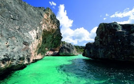 加勒比海水-岩石