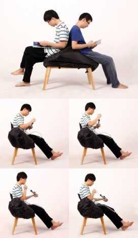 充气椅子-采用真空压缩系统做内胆，里面有一个可拆卸的包，充满了泡沫颗粒，并配有一个阀门，让空气进出