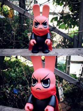 疯狂披风兔侠玩具