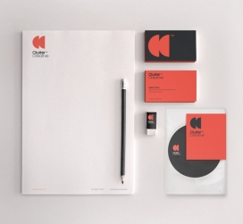 不失现代的标识标志-削减了字母一半，代表两个“C”