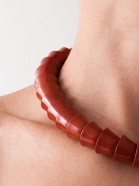 项链-法国设计师Ronan and Erwan Bouroullec作品