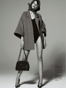 精致的皮草花边衣服-优雅的形象