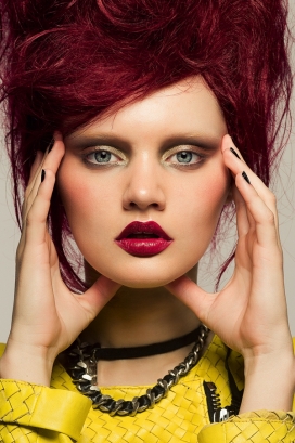 狂野女孩人像作品