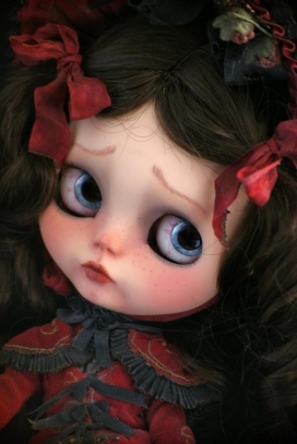 布莱斯女布娃娃