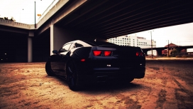 高架桥下的黑卡玛洛壁纸