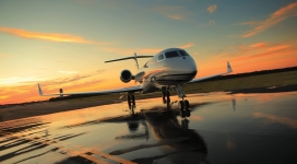 准备起飞的航空飞机