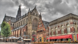 荷兰哈勒姆教堂建筑