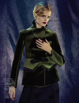 Vogue日本-脱胎换骨的天鹅绒魅力