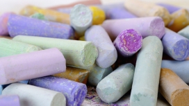 五颜六色的粉笔