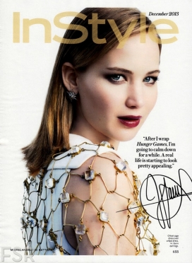 詹妮弗・劳伦斯-跳跃的白色轻浮礼服和裙子女性时装秀