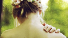 美丽的女性背部写真