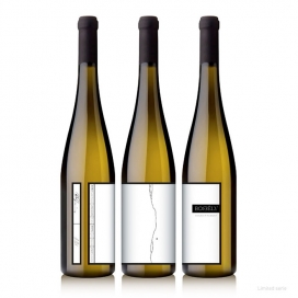 Borbély葡萄酒瓶设计-匈牙利酒厂，火山土壤决定了该地区的葡萄酒的风味，并给予特殊的矿物味道。