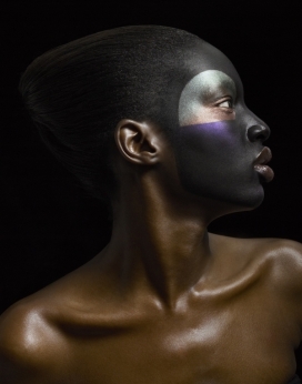 AWUOI-黑珍珠的彩妆秀-澳大利亚LAUNCHPAD杂志封面人像作品