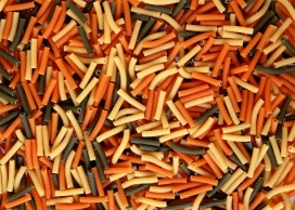 高清晰管状五彩面片食材壁纸