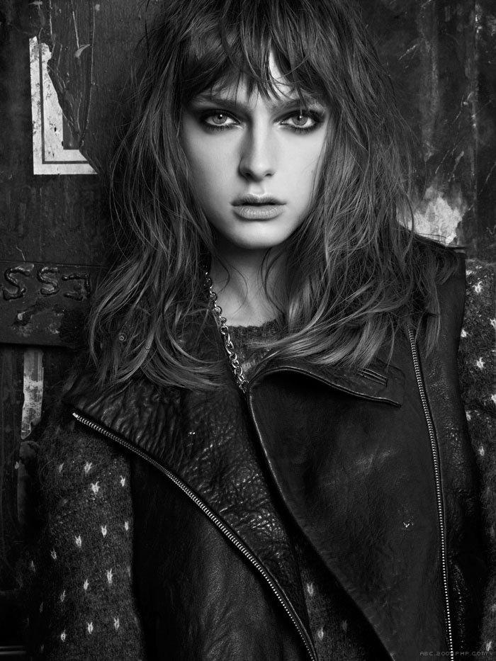 Gracie格雷西-分明发辫和烟熏眼睛构成一个新时尚故事-黑发模特身穿服装品牌有高田贤三,圣罗兰和巴尔曼---酷图编号4