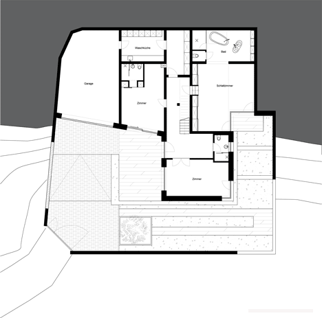 阿尔卑斯高山小屋“谷仓”-三层楼的房子,适合于现代家庭生活方式,采用混凝土为基础,而不是砖砌,并用平缓的屋顶,有助于防止大量积聚雪,外墙壁使用腐蚀性化学雕刻的花和鱼,整体看上去生动活泼---酷图编号1084964