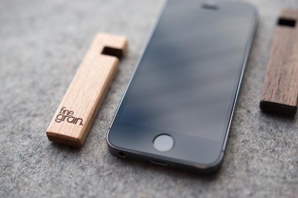 COBURN Jr-木质iPhone手机支撑架设计---酷图编号3