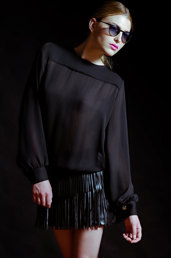 FASHION-“寂寞”女图片