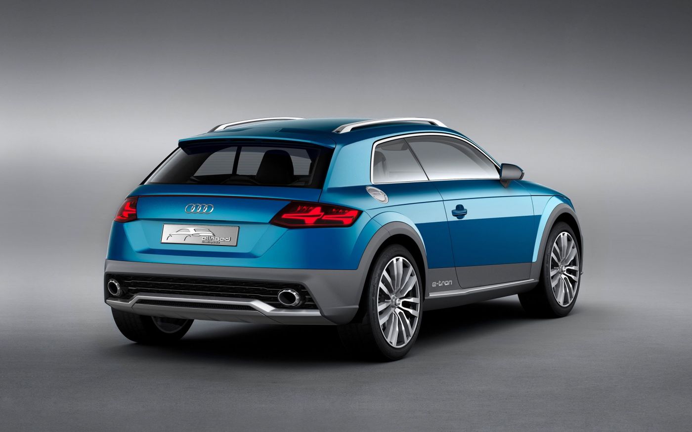 奥迪Allroad汽车尾部壁纸图片