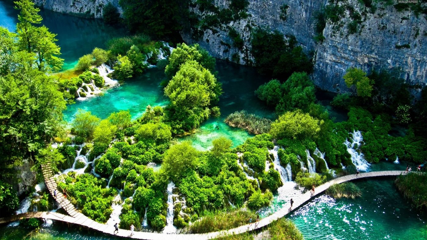 仙境湖-普里特维海峡写真图片