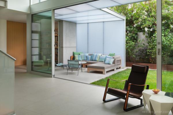 零能源的房子-在加利福尼亚圣塔莫妮卡,两层楼高,里面还有一间小画廊---酷图编号12