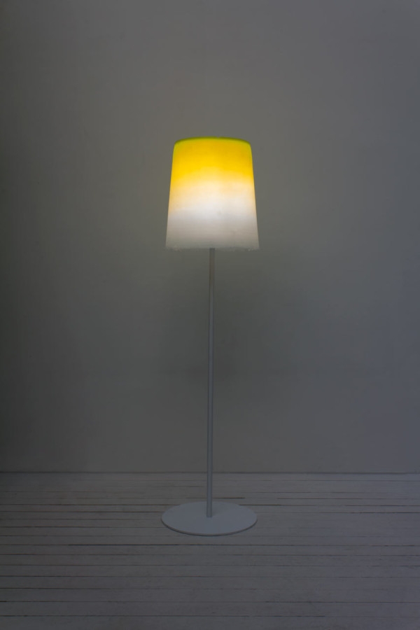 一个独特的花盆灯具-自下而上比较轻,每个边界是手工完成图片