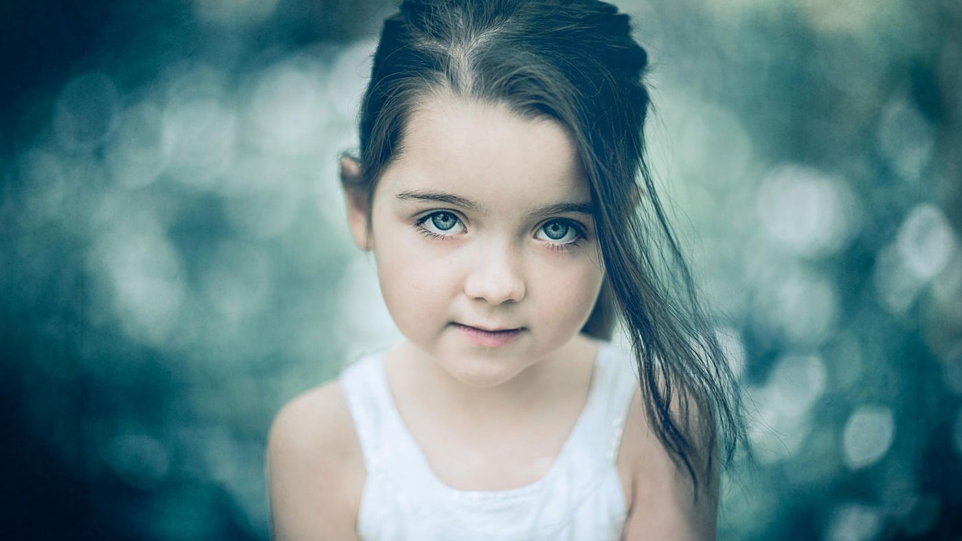 可爱女孩壁纸图片